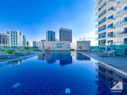 Gorgeous Studio with balcony | Business Bay - image 14