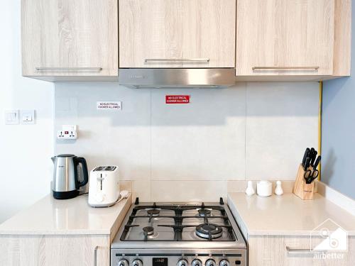 Gorgeous Studio with balcony | Business Bay 
