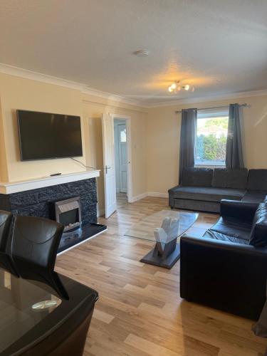 3 bedroom home Kirkcaldy in Kirkcaldy Central