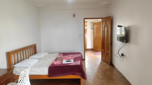 Two-Bedroom Suite image 10