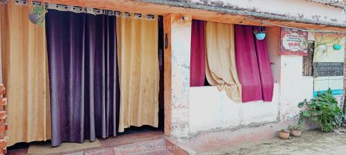 Suraj Homestay, Neoria Husainpur