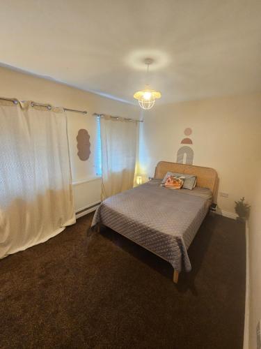 Cozy Room Available Near Birmingham Airport, NEC, Park, HS2, Birmingham (fotografie 5)