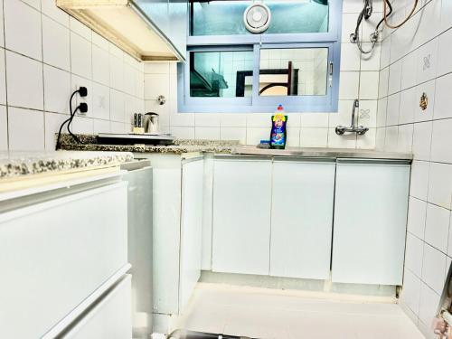 5 mins walk to Burjuman metro, Dubaï (photo 3)