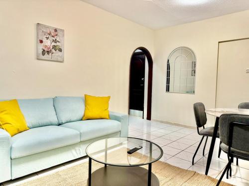 5 mins walk to Burjuman metro, Dubaï (photo 5)