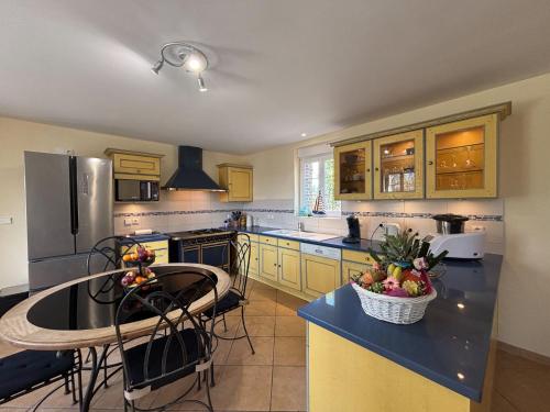 La longère de Guitôt (La longere de Guitot) in La Ferte-Frenel