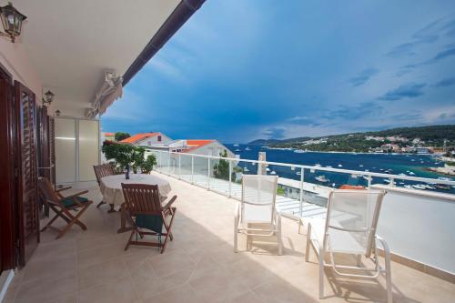 SeaView Guesthouse - ZF Hvar 4