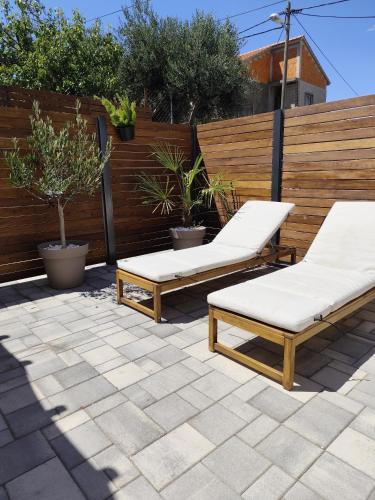 Tonina - private jacuzzi, free parking, terrace, Split (Foto 9)