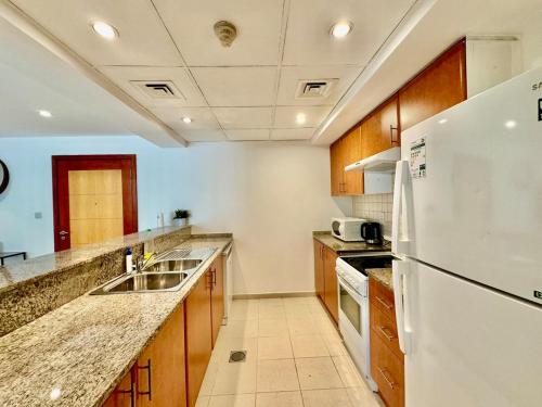 The Greens: very well-lit unit - image 9