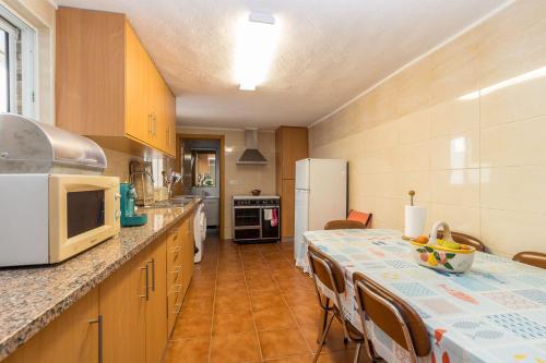 virtuve, Villa T4 35km Montargil - Private & Heated Pool in Pinheiro Grande