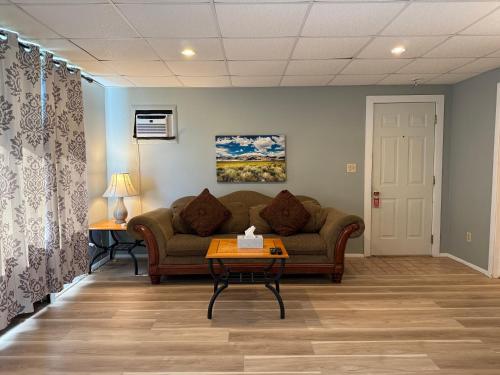 Skaneateles Inn on 20 - image 10