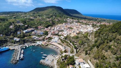 la casetta degli amici Ustica in อุสติกา