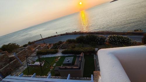 Veranda to Aegean