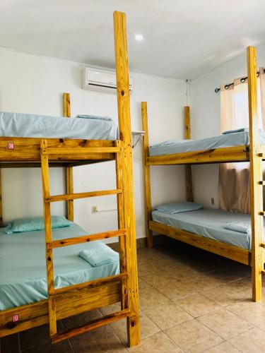 Go Slow Guesthouse in Кей Колкер