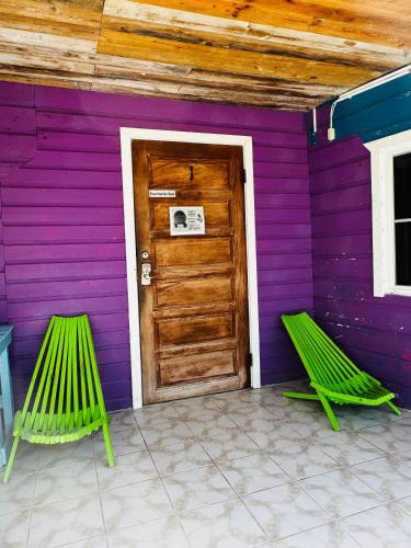 Go Slow Guesthouse in Кей Колкер