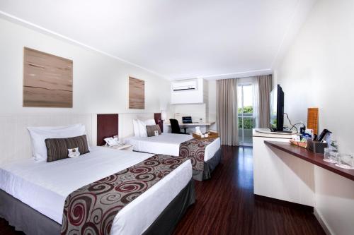 2 twin beds