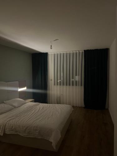 Airport Apartman free parking