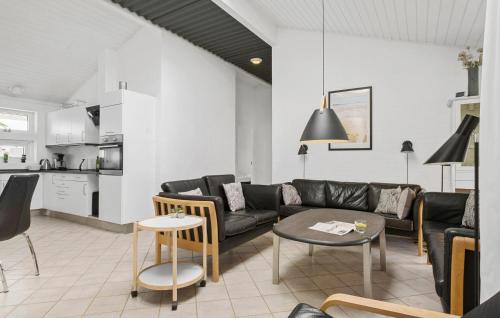 Stunning Home In Blokhus With Sauna in Blokhus