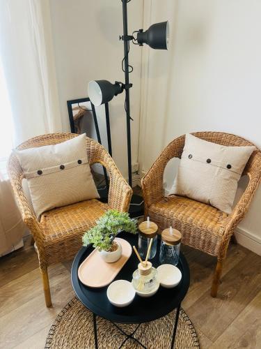 charmant 2 pieces coconing in Le Perrey