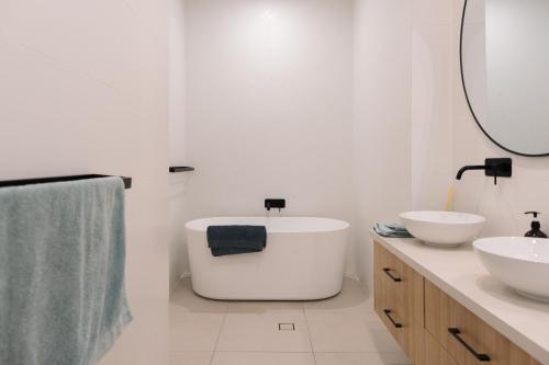 Stay by the sea in a luxe retreat in Marino