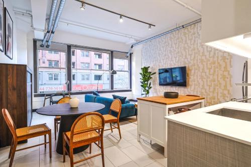 Stunning 1 BDR 1 BTH Modern Loft with Pool, Jacuzzi in DTLA!, Los Angeles (fotografie 4)