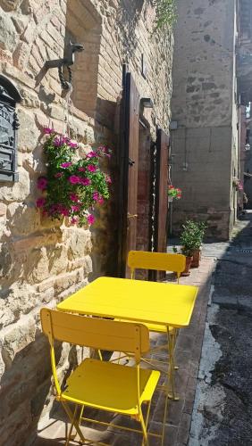 Suite Romantica Borgo di Castelleone di Deruta in Колацоне
