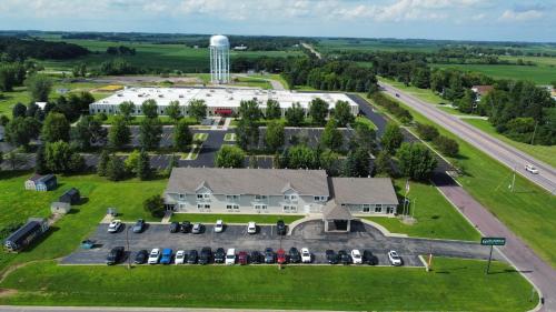 . GrandStay Hotel and Suite Waseca