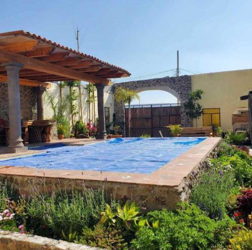 Casa de Campo luciérnaga (Casa de Campo luciernaga) in คาร์ดินส์ เดล โบสเก