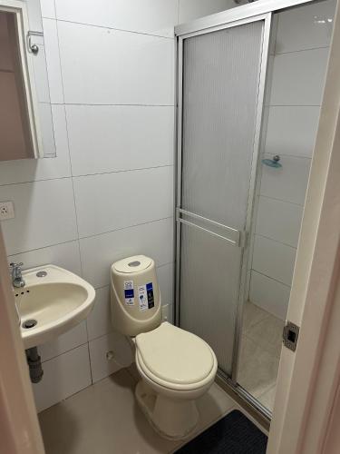 One-Bedroom Apartment image 10