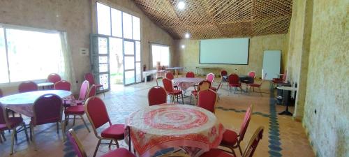 Restorāns, La ferme d'hôtes des lacs (La ferme d'hotes des lacs) in Imuzera du Kandara