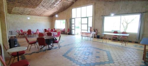 Restorāns, La ferme d'hôtes des lacs (La ferme d'hotes des lacs) in Imuzera du Kandara