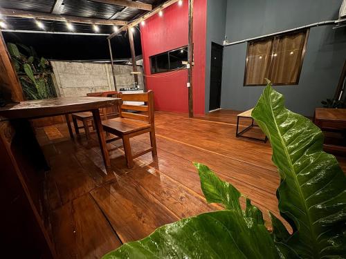 Casa Colibrí Encanto Rústico y Comodidad Moderna -La Fortuna, Fortuna (fotografie 5)