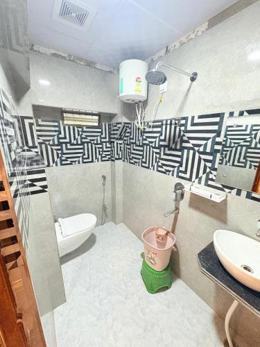 Maa Kushmanda Guest House - image 3