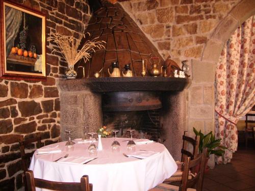 Restorāns, Hostal Restaurante Arangoiti in Jesa