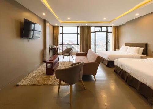 Uphill Baguio managed by Baguio Terra Room Type - Family Room with Balcony