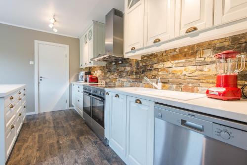 Konyha, Lofoten Planet - Boutique Hotel in Sorvagen