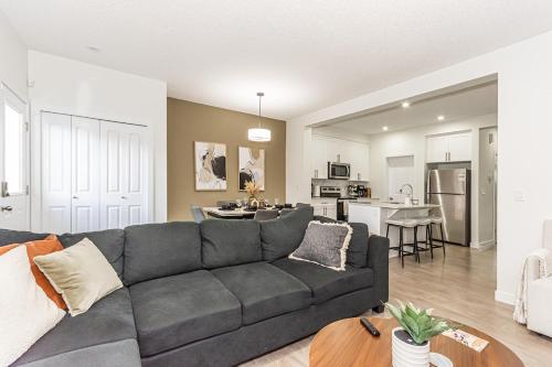 Escape in Style, River Cree, Netflix, Near WEM in Acheson (AB)