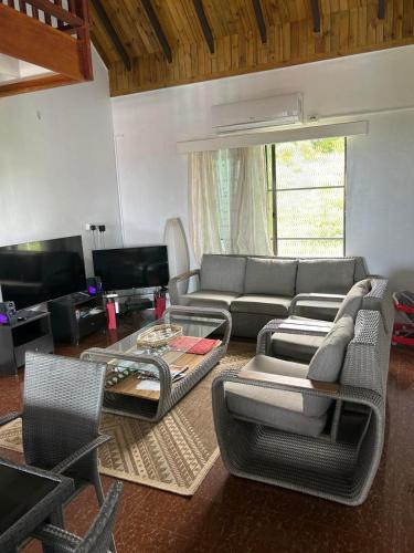  négyzetméteres, 5 hálószobás Villa 3 fürdőszobával Cuvu területén (A Touch Of Hamptons In Fiji) in Cuvu