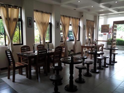 Exterior view, Gazebo Pools and Restaurant in Cabadbaran