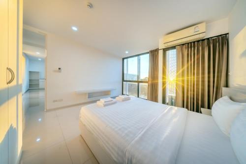 SHIN Patara Living Hotel Room Type - Deluxe Double Room