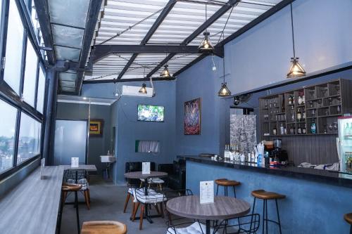 Restaurant, Denz Express Bintaro in Pesanggrahan