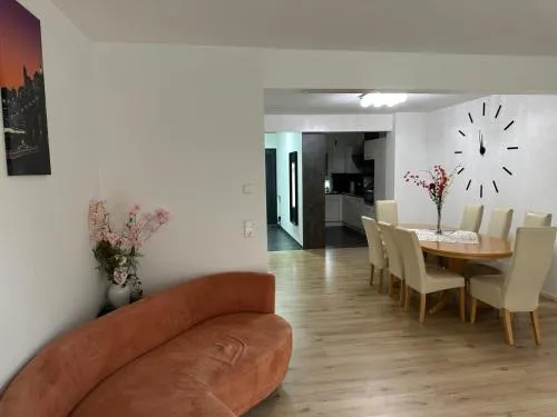 Luxury rooms -Guest House Bi-Bi in Ilsfeld, Deutschland