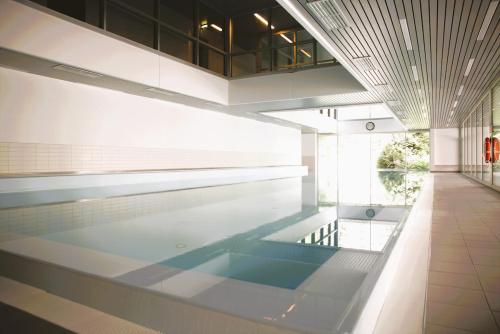 Modern & Sunny 1BR Apartment with swimming pool, Luksemburg (zdjęcie 6)