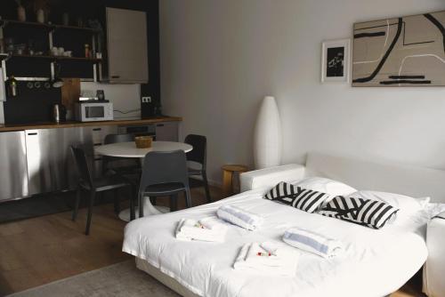 Modern & Sunny 1BR Apartment with swimming pool, Luksemburg (zdjęcie 8)