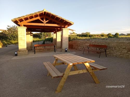 ที่เที่ยวใกล้ที่พัก, Casa Marzo in พีรินีโออราโกเนส