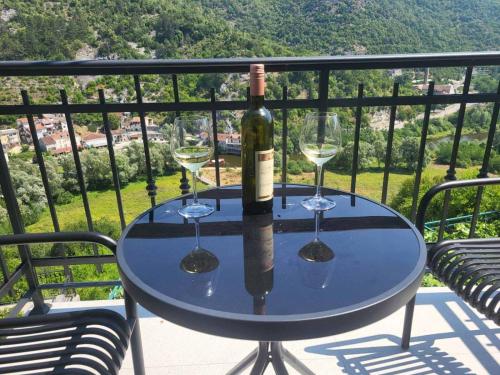 balcon/terasă, Riječki grad Apartments (Rijecki grad Apartments) in Rijeka Crnojevica