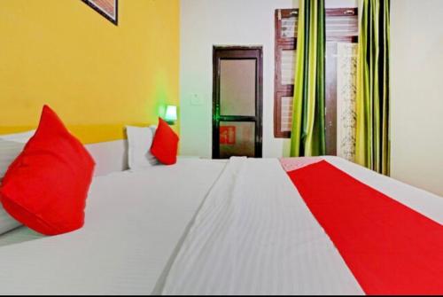 Hotel The Shadow – khách sạn tại Wadgaon