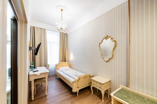 Hotel Pension Baronesse - image 8