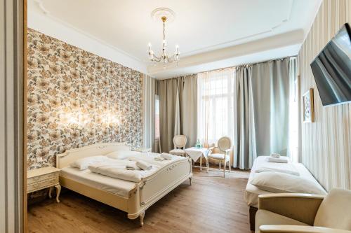 Hotel Pension Baronesse - image 14