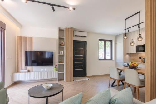 D Star - New Luxury Apartment with Big Balcony Bay View, Risan (fotografie 4)