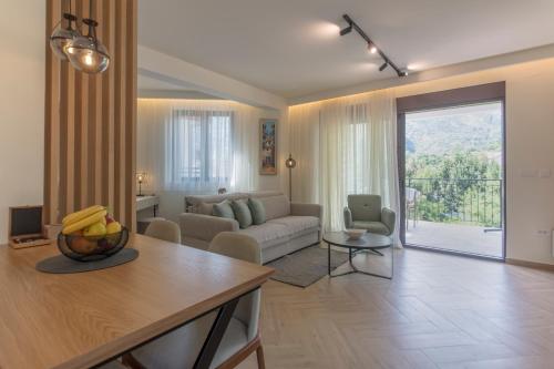 D Star - New Luxury Apartment with Big Balcony Bay View, Risan (fotografie 9)